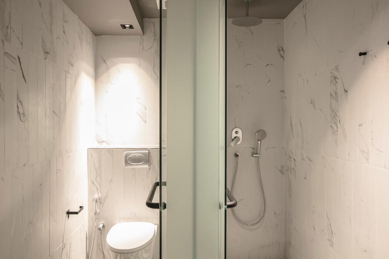 Hotel Calmo Bugis Singapore Exterior photo